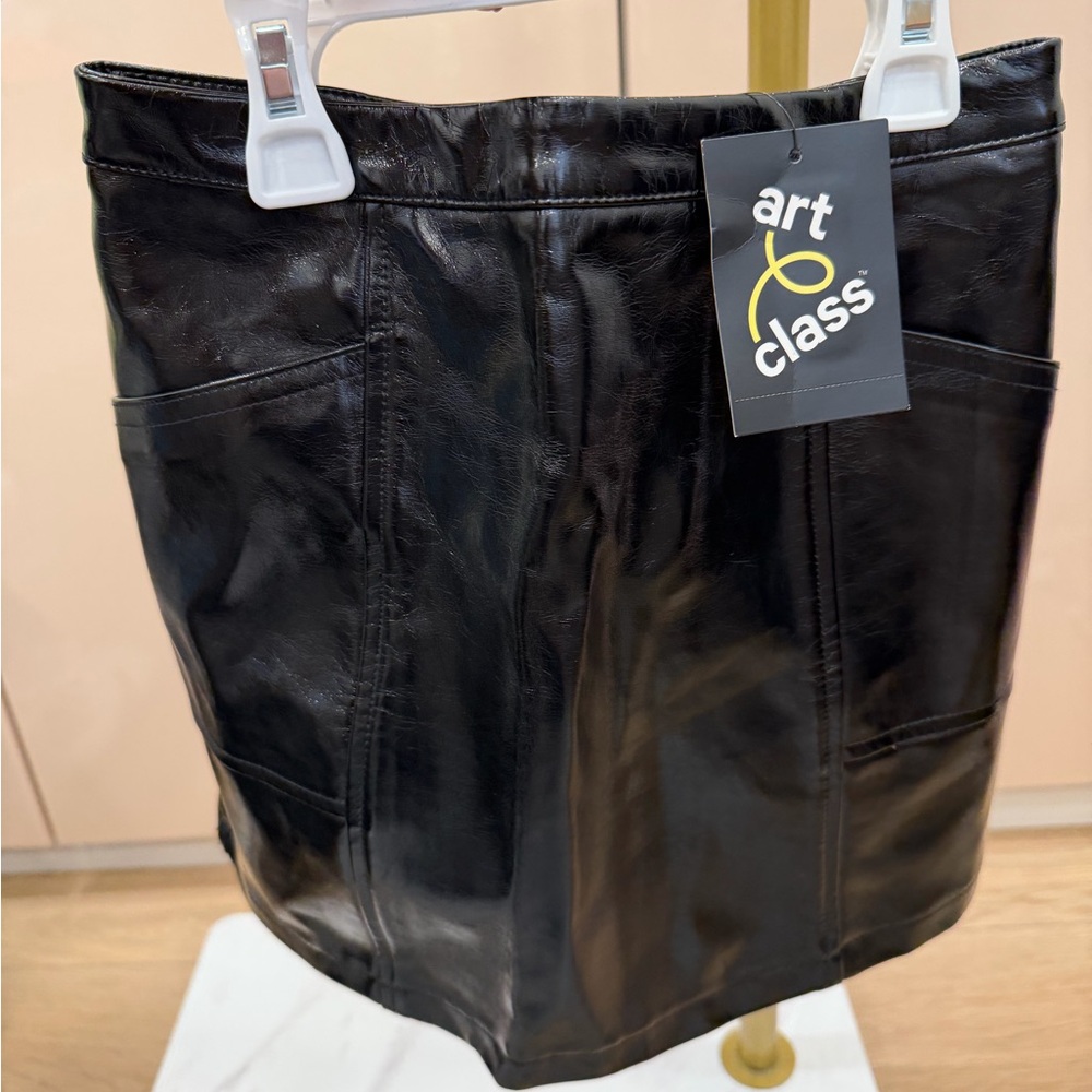 Art Class Glossy Black Skirt